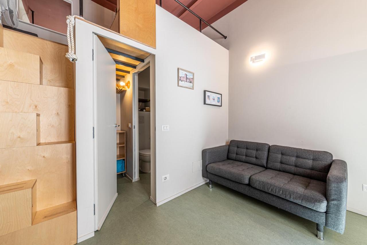 Xenia Apartments - Accogliente Pied-A-Terre Sui Navigli Μιλάνο Εξωτερικό φωτογραφία